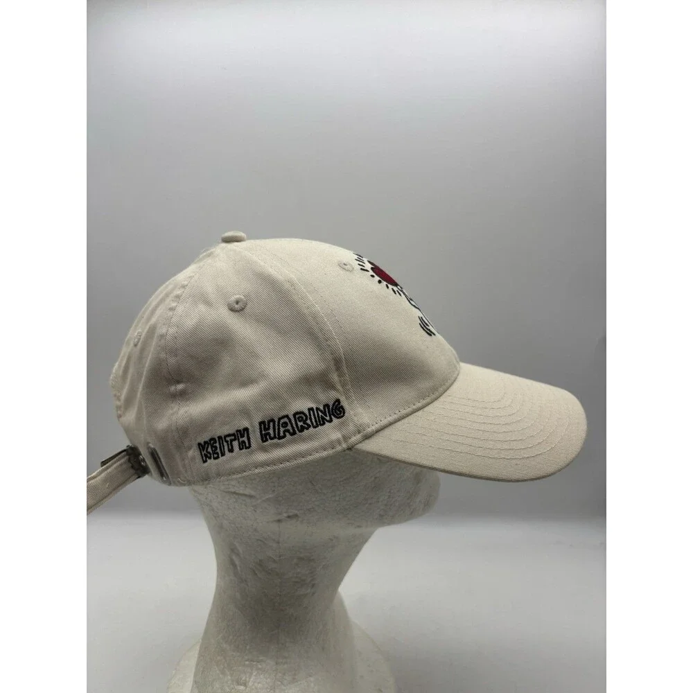 Keith Haring HM Hat Beige Cotton Dancing Figure Red Heart Dad Cap